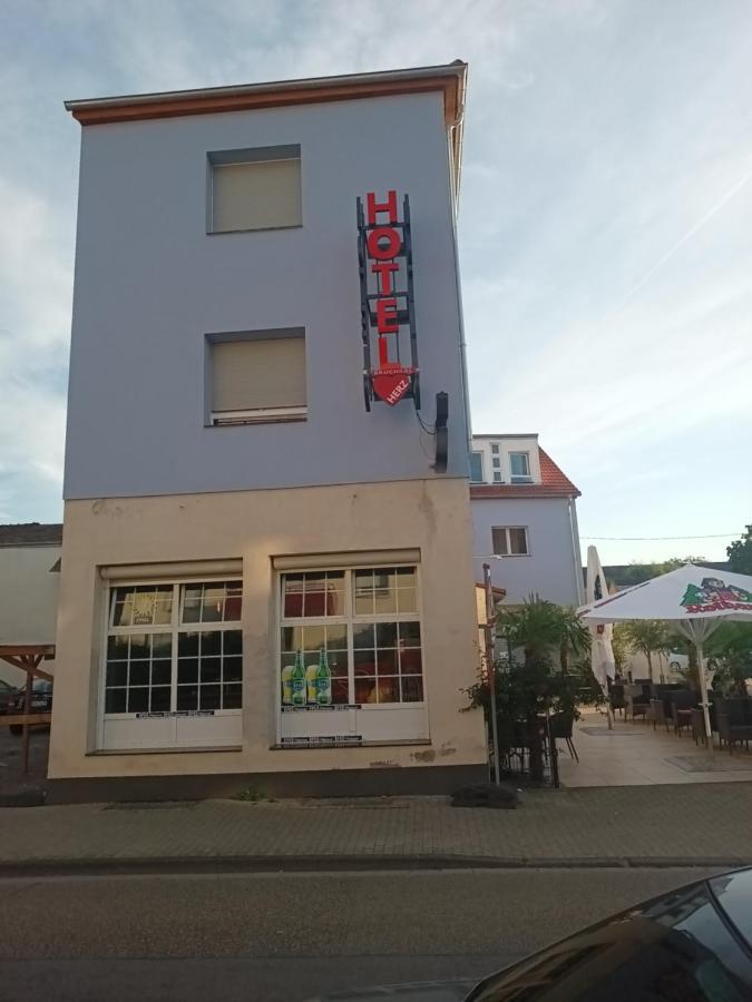 Hotel Bruchsaler Herz Esterno foto