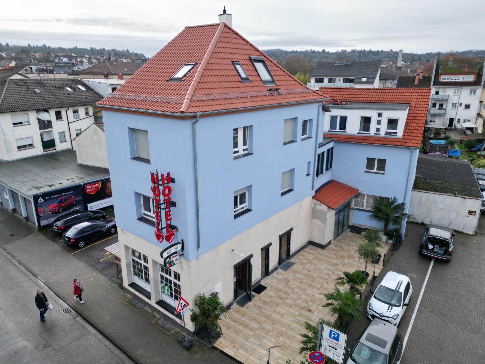 Hotel Bruchsaler Herz Esterno foto